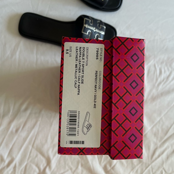 Tory Burch Blue Sandals with Silver Accents - Picture 4 of 4